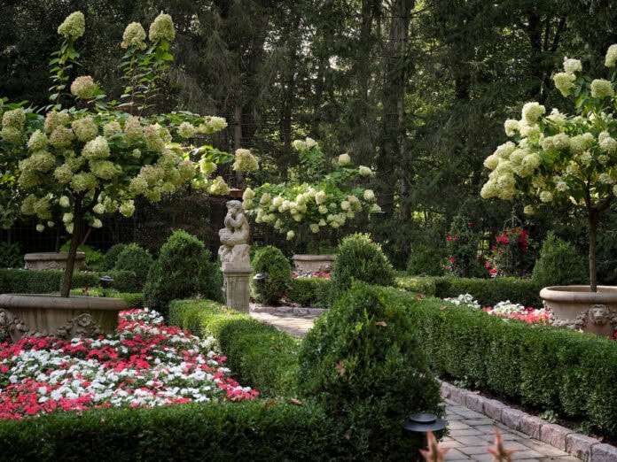 Bucks Beautiful Hosts 30th Annual Kitchen & Garden Tour