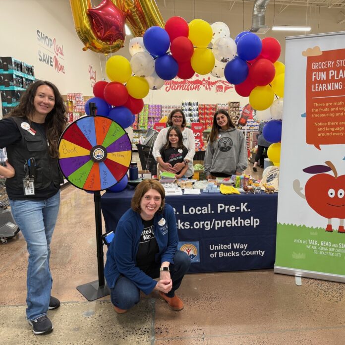 “Talk, Read, Sing” Initiative Turns Grocery Trips Into Learning Moments