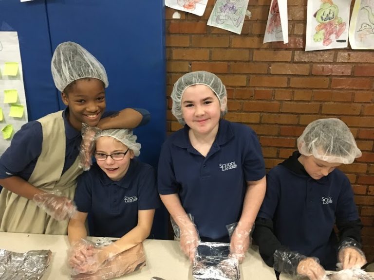 Students prepare Thanksgiving meals