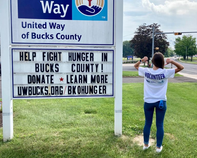 Bucks Knocks Out Hunger food drives set for this weekend