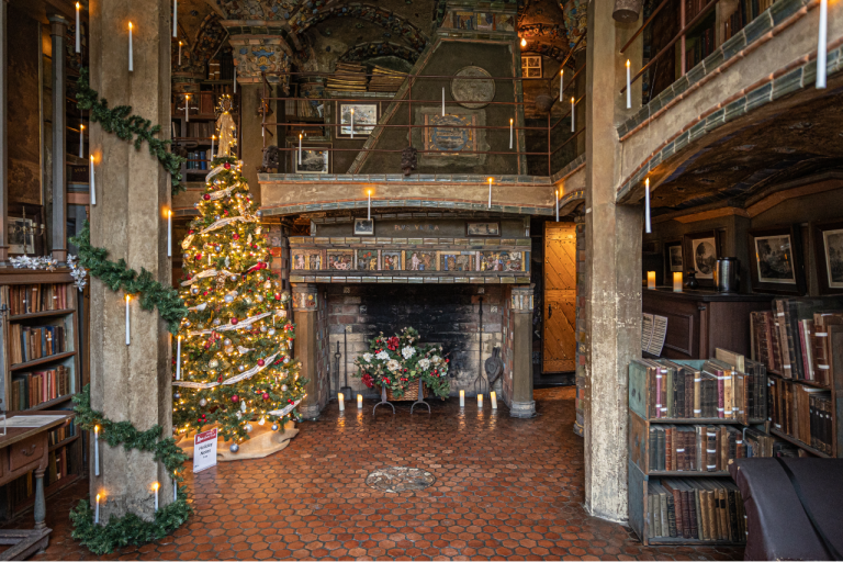 Holidays at Fonthill Castle