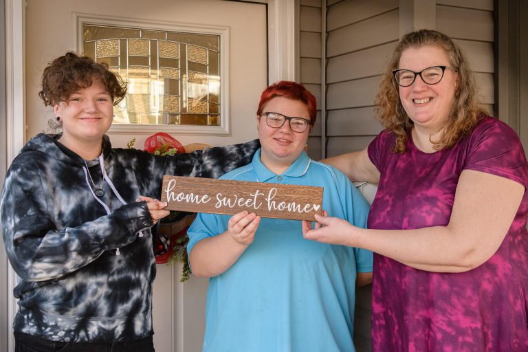 Habitat Bucks dedicates home in Bristol Borough