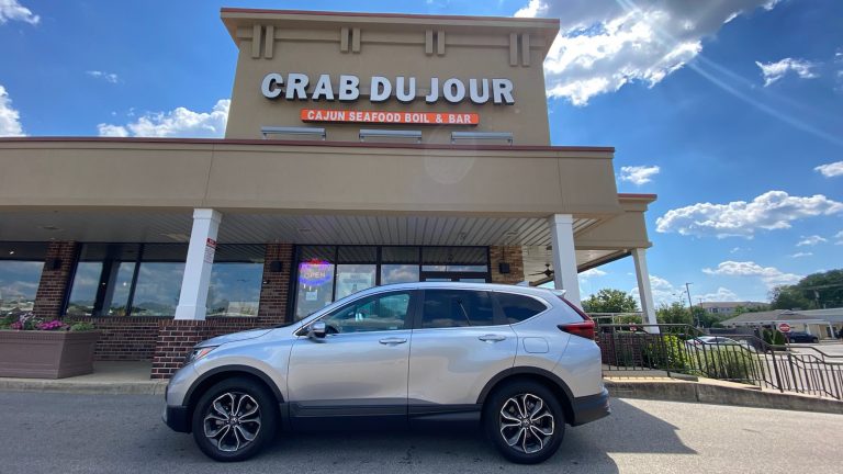 Crab Du Jour celebrates Christmas in July